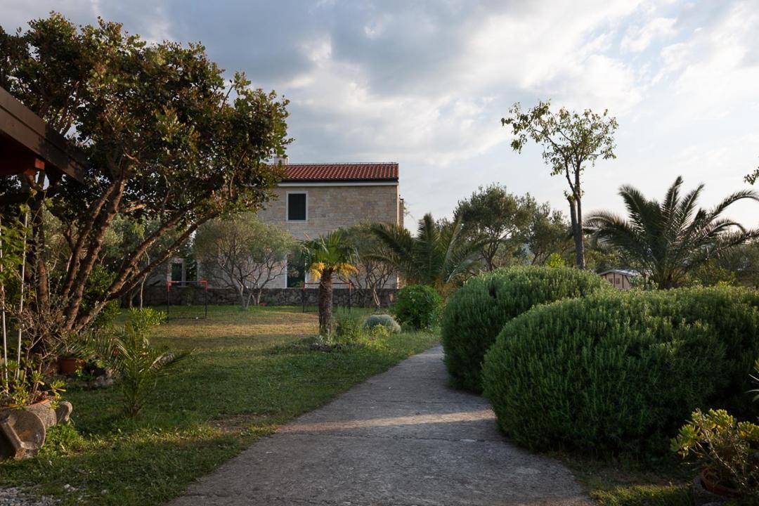Apartments Punta セリネ エクステリア 写真