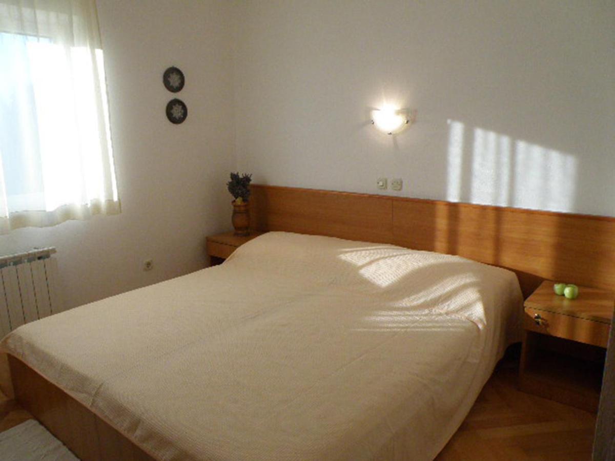 Apartments Punta セリネ エクステリア 写真